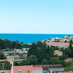 Leda Apartamento *